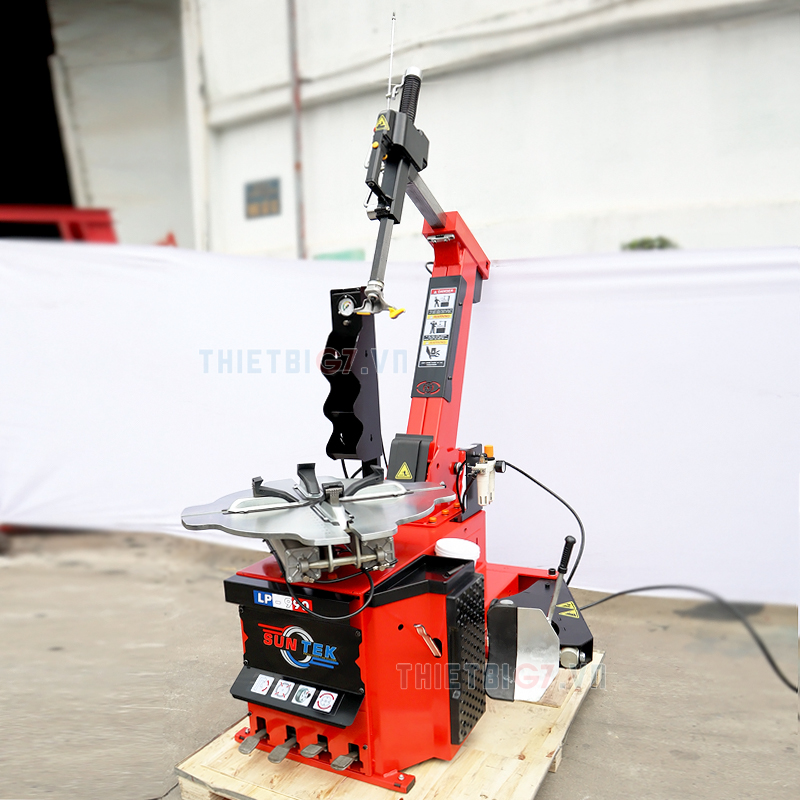 Máy tháo vỏ xe cần gật gù SunTek LP-990 Máy tháo vỏ xe cần gật gù SunTek LP-990