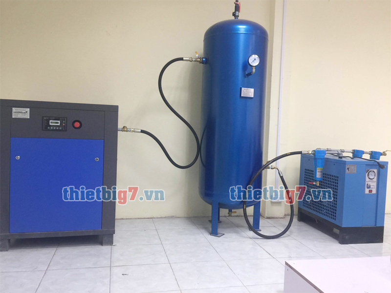 Hệ thống máy nén khí trục vít-máy sấy khí – bình tích khí may-say-khi-binh-tich-khi