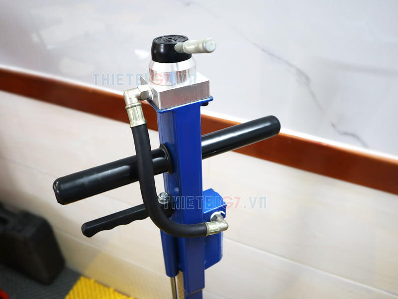 Van nâng / hạ và cần khóa tay đội Van nâng / hạ và cần khóa tay đội